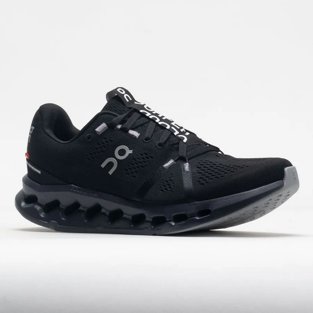 On Cloudsurfer de hombre todo negro